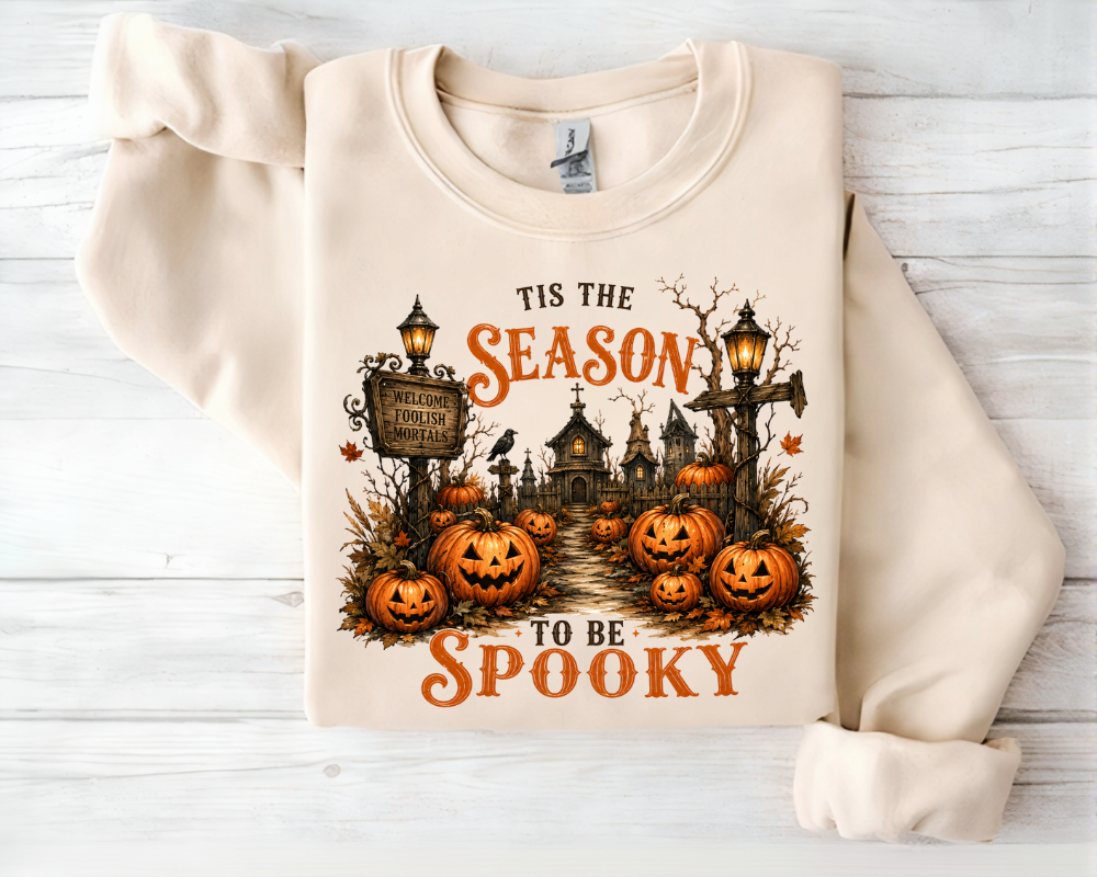 Tis The Season To Be Spooky, Vintage Halloween Pumpkin Sweatshirt, Haunted House Graphic Crewneck, Fall Halloween Shirt, Cute Halloween Gift for Women