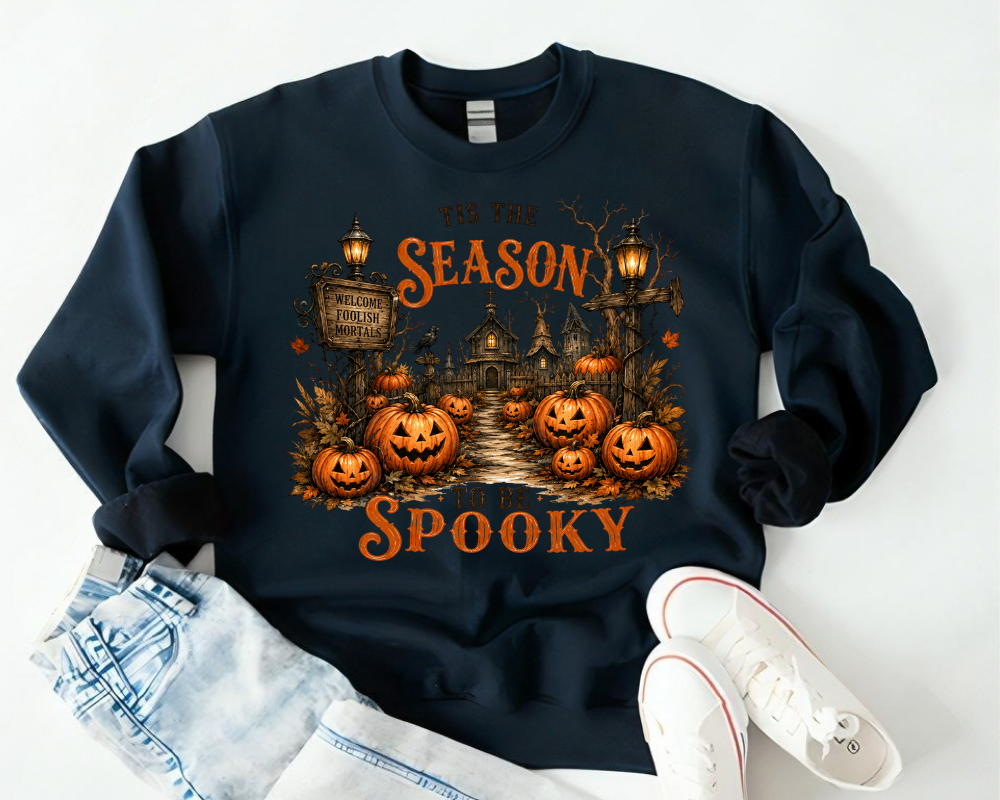 Tis The Season To Be Spooky, Vintage Halloween Pumpkin Sweatshirt, Haunted House Graphic Crewneck, Fall Halloween Shirt, Cute Halloween Gift for Women